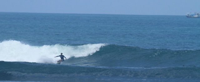 Surfing Balangan